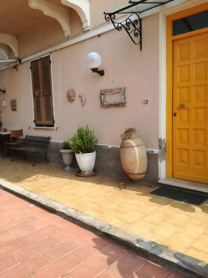 Ca' Federica Villa Vallecrosia